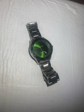 Servicio basico de mantenimiento de relojes