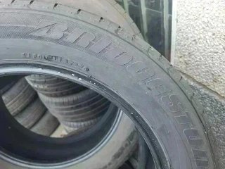 235 55 R19 101V Bridgestone - 2 neumáticos +80%