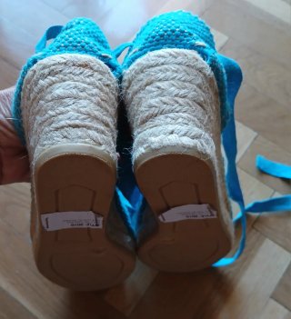 Alpargatas de esparto azules