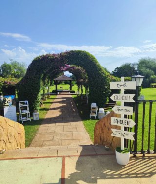 Decoración Boda Palets y Carro Blanco