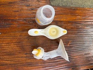 Medela Harmony Extractor de Leche Manual
