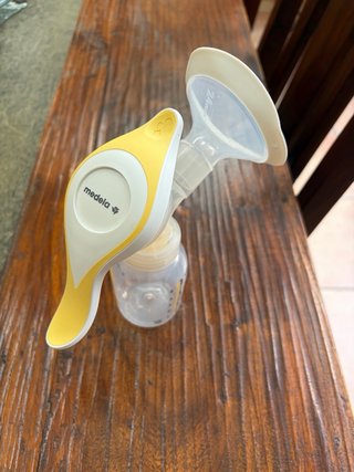 Medela Harmony Extractor de Leche Manual