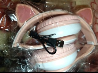 Auriculares Inalámbricos Gato LED