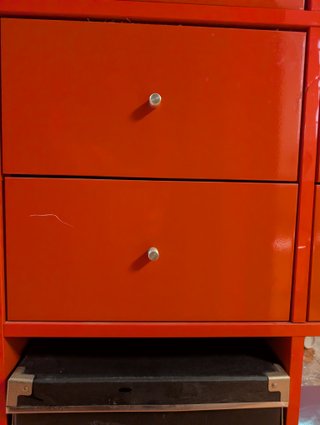 Kallax 8x2 Ikea Rojo con 4 cajones