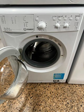 Lavadora Secadora Indesit 7Kg