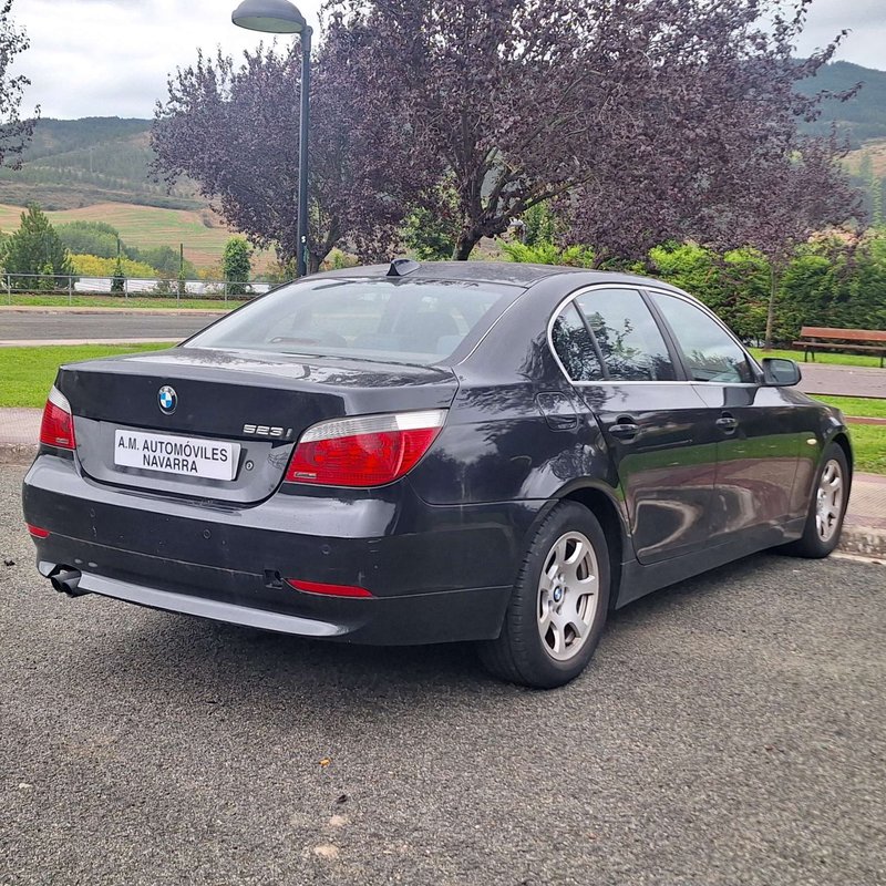 BMW Serie 5 2005, foto 4