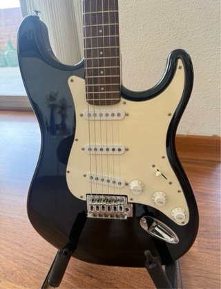 Guitarra Eléctrica Tenson Negra