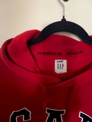 Sudadera GAP con capucha Roja