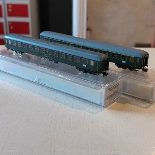 2 Coches Renfe 8000