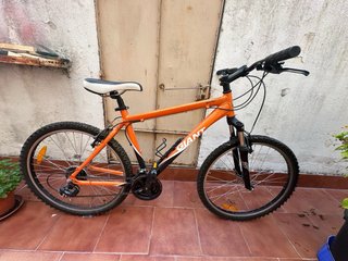 Bicicleta Giant Boulder MTB 26”