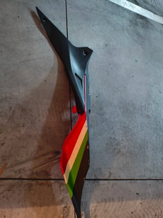 Despiece Aprilia rsv4,preguntar precios de piezas