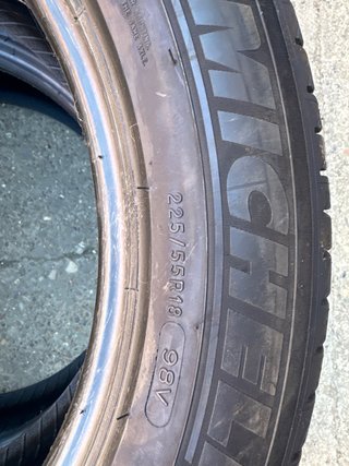 2x Michelin 225/55 R18 98V