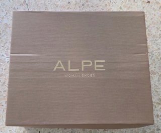 Botas ALPE de piel marrón claro. Mujer.
