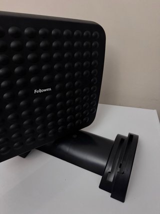 Reposapiés Fellowes Negro