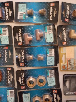 Lote de accesorios de fontanería