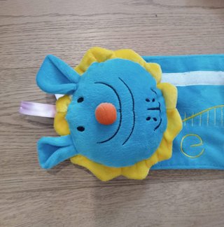 Metro crescita bambino in tessuto
