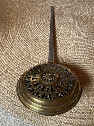 Conjunto bronce calentador cama y cazos