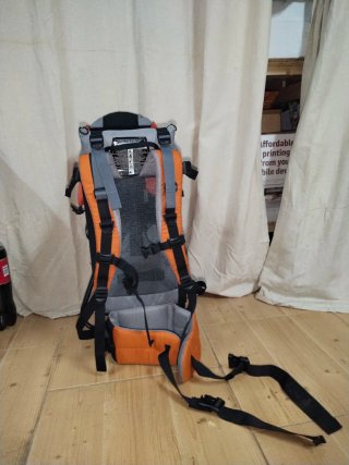 Mochila Deuter KidAircomfort. Sin parasol