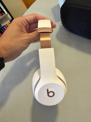 Beats Solo 4 Wireless Bluetooth Rose Gold