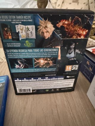 Final Fantasy VII Remake Deluxe PS4