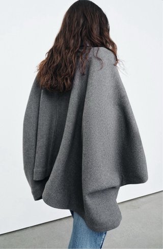 CAPA CON LANA ZARA LIMITED EDITION