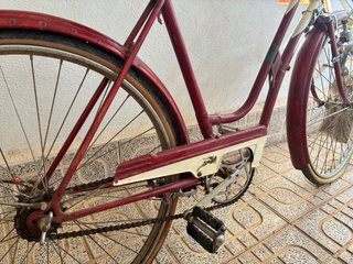 Bici BH Paseo Clásica Vintage Roja