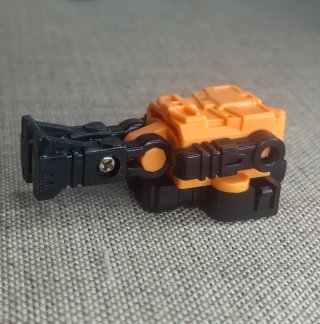 Vintage 1991 Energon Figure G1 Europe Gripper