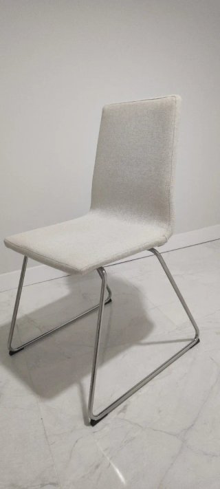 Scrivania bianca Homcom e sedia Lillanas Ikea