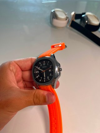 Reloj Seiko Mod – Aquanaut, Dial Negro y naranja