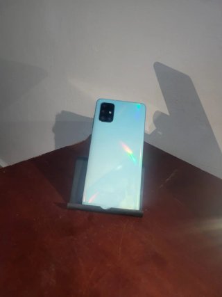 Samsung A71