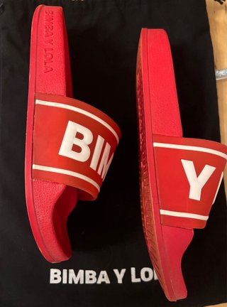 Chanclas Bimba y Lola Rojas