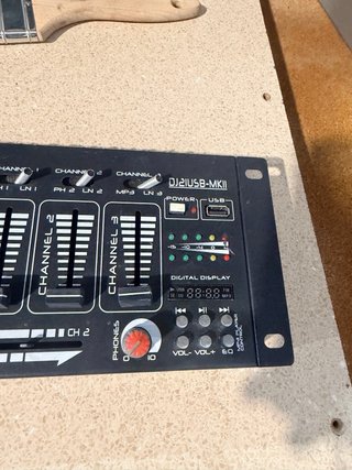 Mesa DJ Ibiza Sound 3 Canales USB