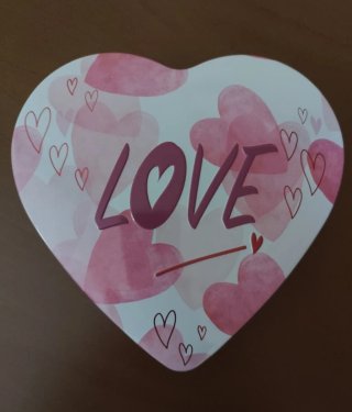 Cajas metálicas corazón