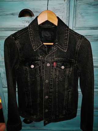 Chaqueta Levi's Negra Talla S (Un Uso)