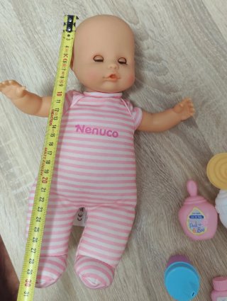 ✨ NO NEGOCIABLE ✨  Muñeca Nenuco con accesorios