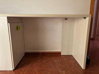 Escritorio blanco
