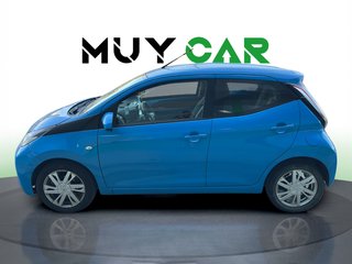 Toyota Aygo 1.0 70 x-play 51 kW (69 CV)