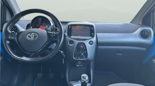 Toyota Aygo 1.0 70 x-play 51 kW (69 CV)