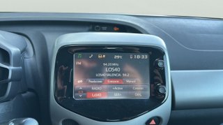 Toyota Aygo 1.0 70 x-play 51 kW (69 CV)