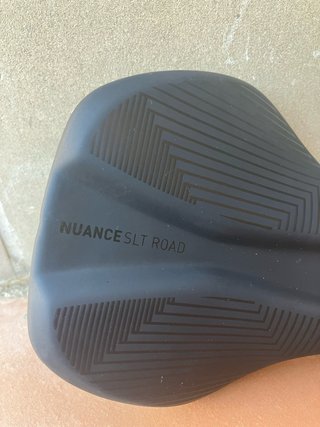 Sillín ACID Nuance SLT Road Carbono (nuevo)