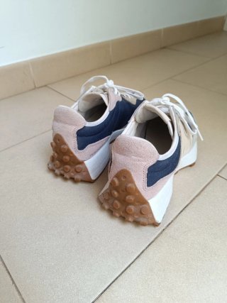 New Balance 327 Talla 38 (como nuevas)