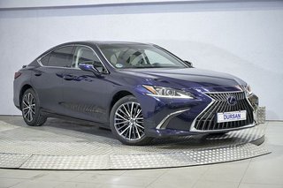 Lexus ES   2.5 300h Premium