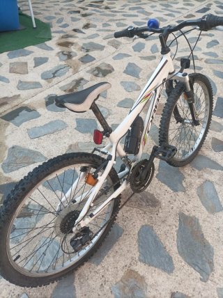 Bicicleta Cadete 18 Velocidades