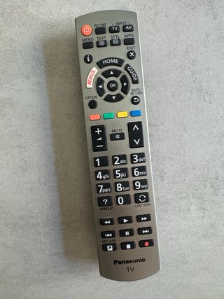 Smart TV Panasonic TX-55GZ960E 55 c/cable-mando