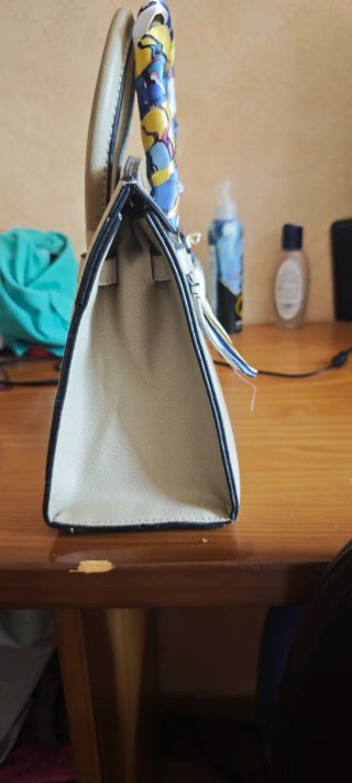 Bolso Hermes Beige con Pañuelo