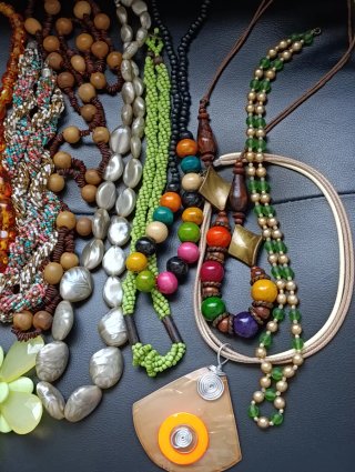 Lote 10 collares vintage bisutería