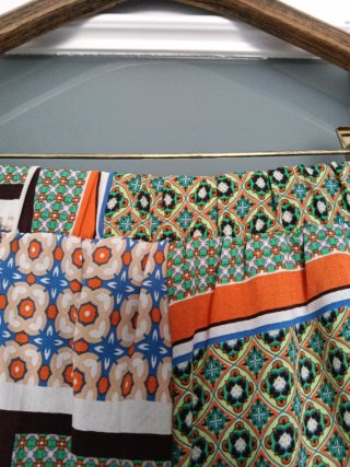 Conjunto Pantalón ancho estampado y blusa de  Zara