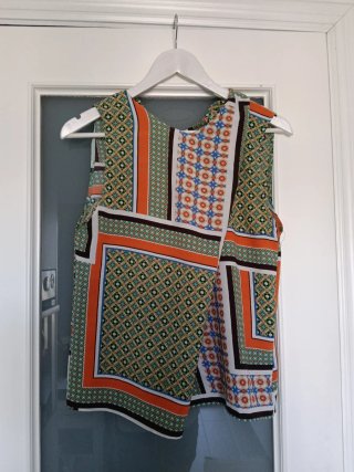 Conjunto Pantalón ancho estampado y blusa de  Zara