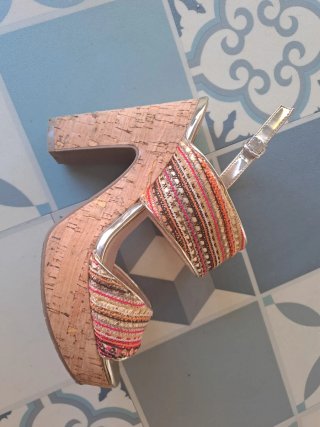 Sandalias de tacón plataforma multicolor