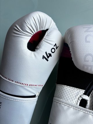 Guantes de Boxeo Blancos ERGO OUTSHOCK